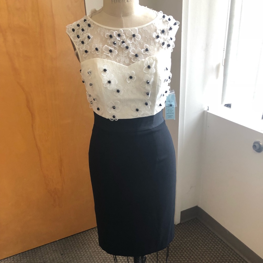 White and black flower embroidered dress!